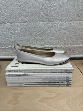 Touch Ups Satin Ballet Flats — Ivory, Size 7M